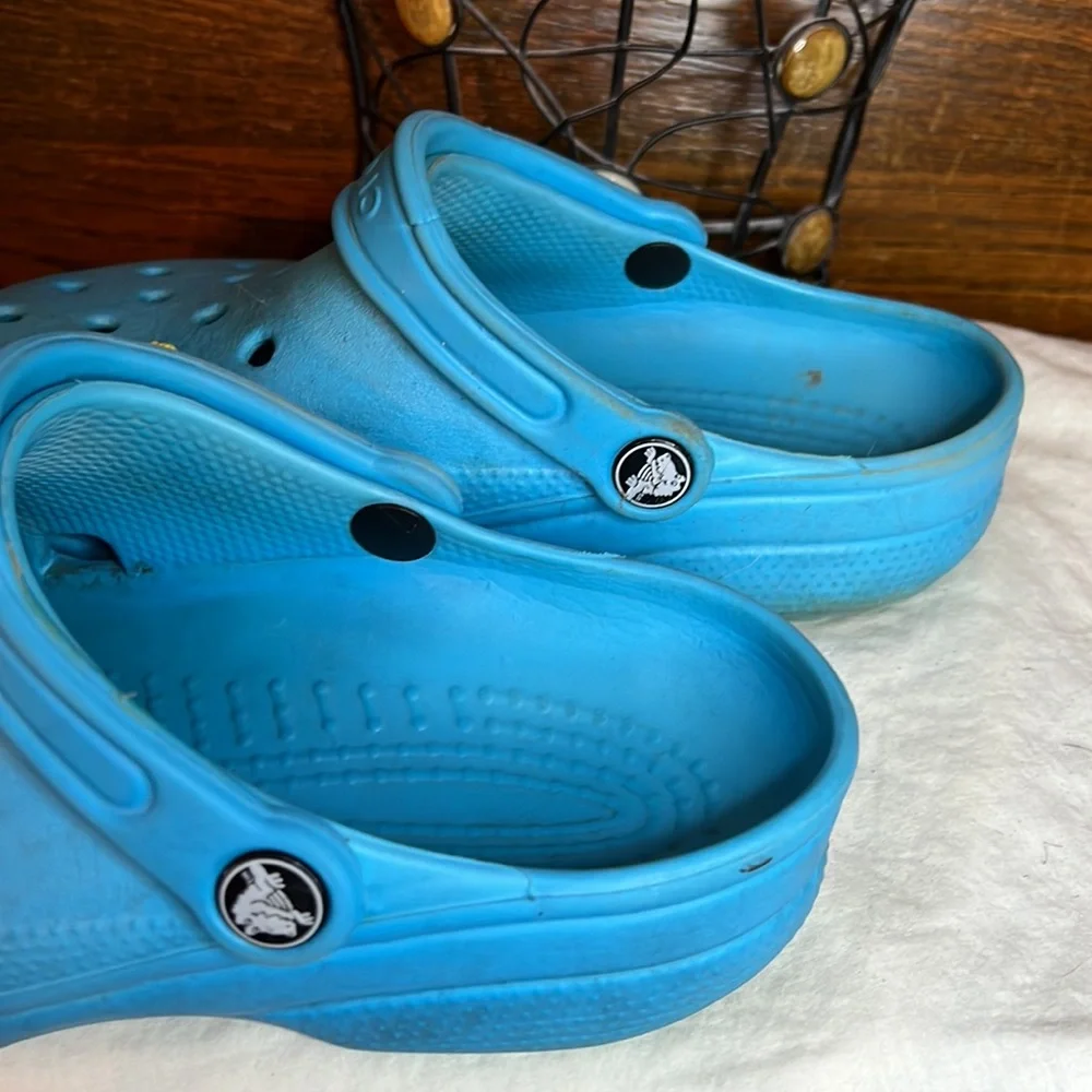 Crocs - Picture 7 of 10